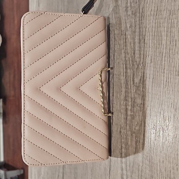 ALDO Champagne pink wallet - Picture 3 of 12